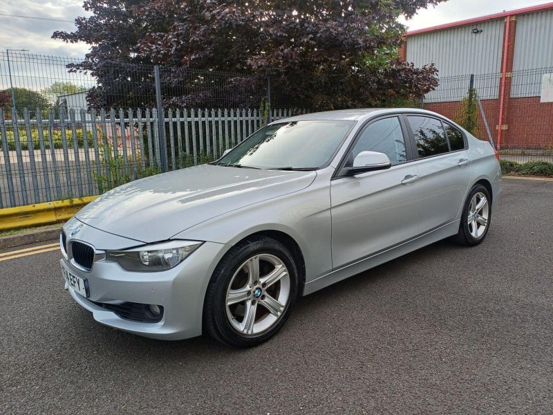 BMW 3 SERIES 2.0 325d SE Auto Euro 5 (s/s) 4dr